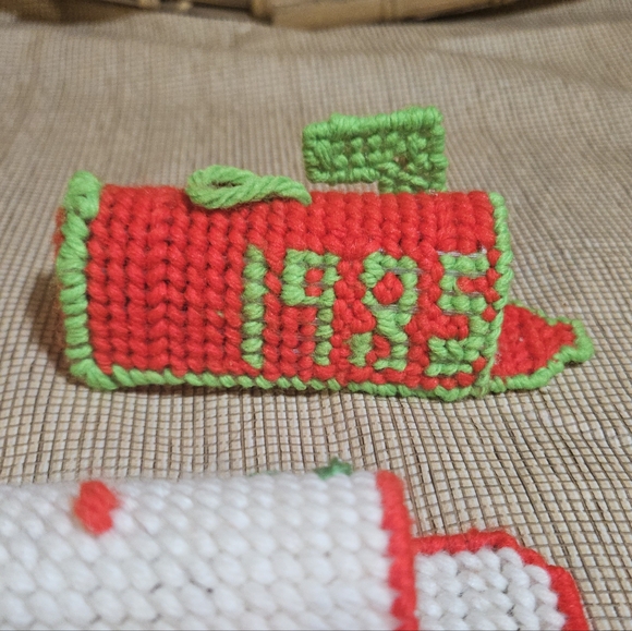 VTG 80’s Cross-stitch yarn Handmade lot Holiday Mailbox Christmas Tree Ornaments - Picture 3 of 10